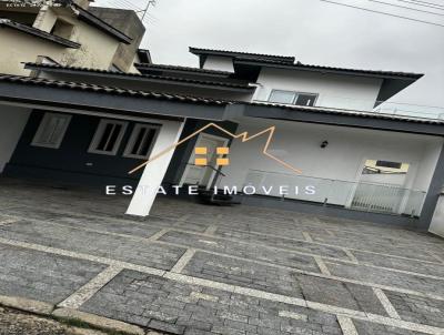 Casa em Condom�nio para Loca��o, em Aruj�, bairro Aruj�zinho IV, 3 dormit�rios, 1 banheiro, 1 su�te, 3 vagas