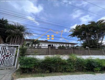 Casa para Venda, em Aruj�, bairro Centro, 3 dormit�rios, 1 su�te, 4 vagas